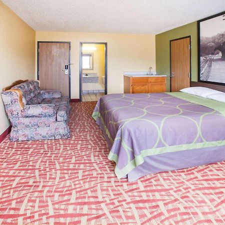 Super 8 By Wyndham Van Buren/Ft. Smith Area Εξωτερικό φωτογραφία