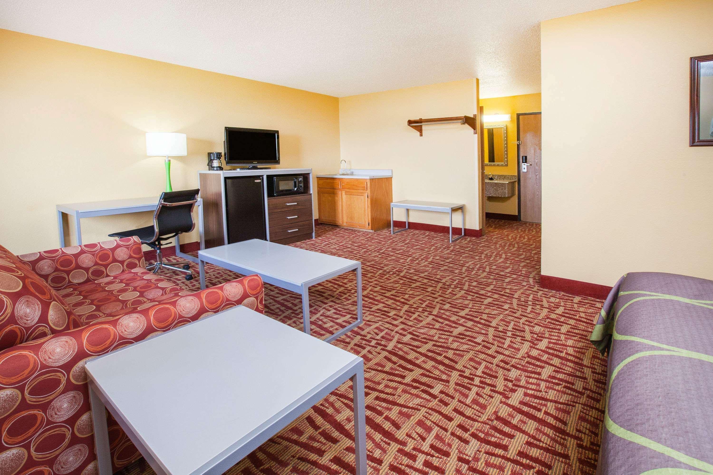 Super 8 By Wyndham Van Buren/Ft. Smith Area Εξωτερικό φωτογραφία