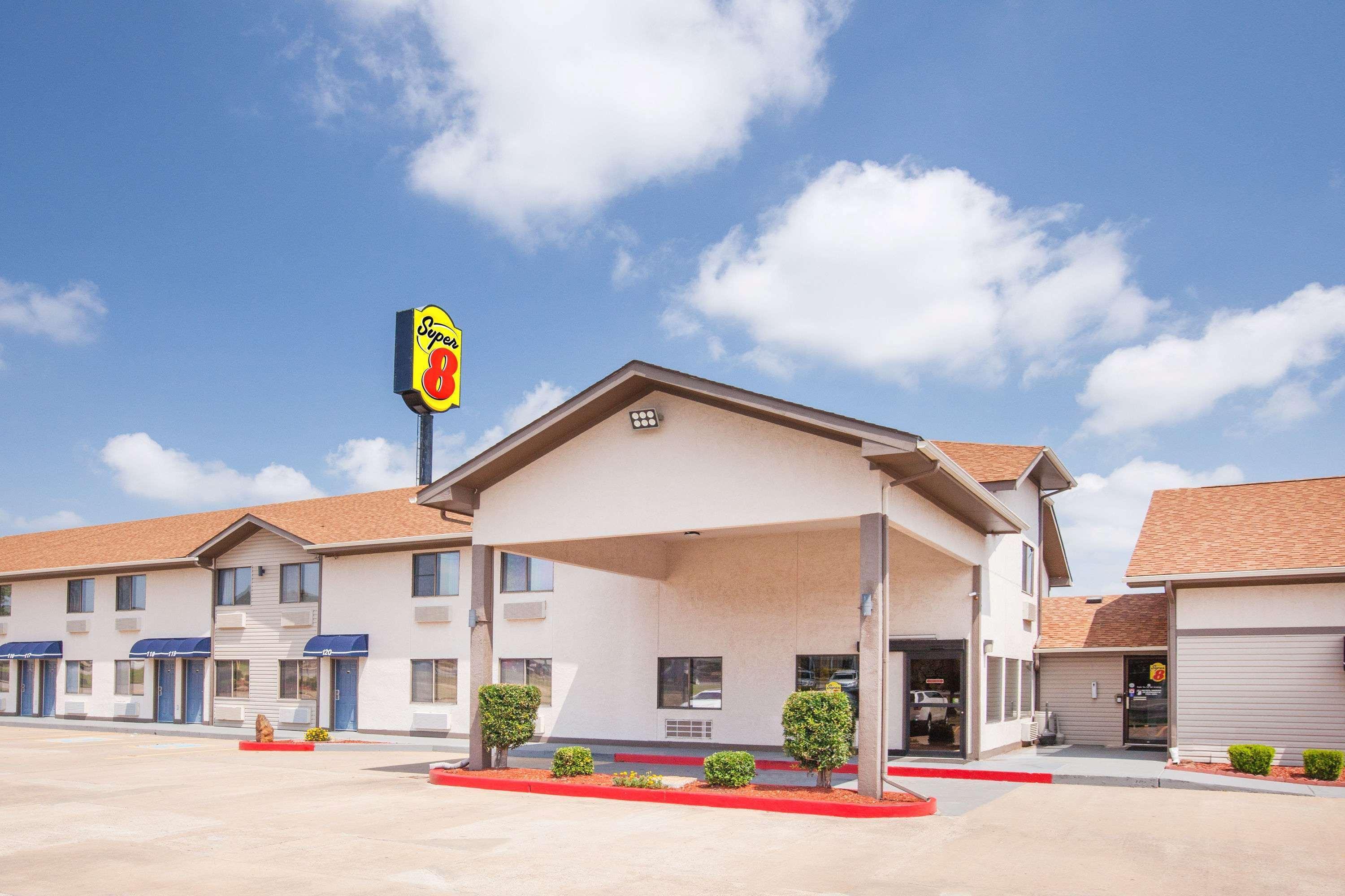Super 8 By Wyndham Van Buren/Ft. Smith Area Εξωτερικό φωτογραφία
