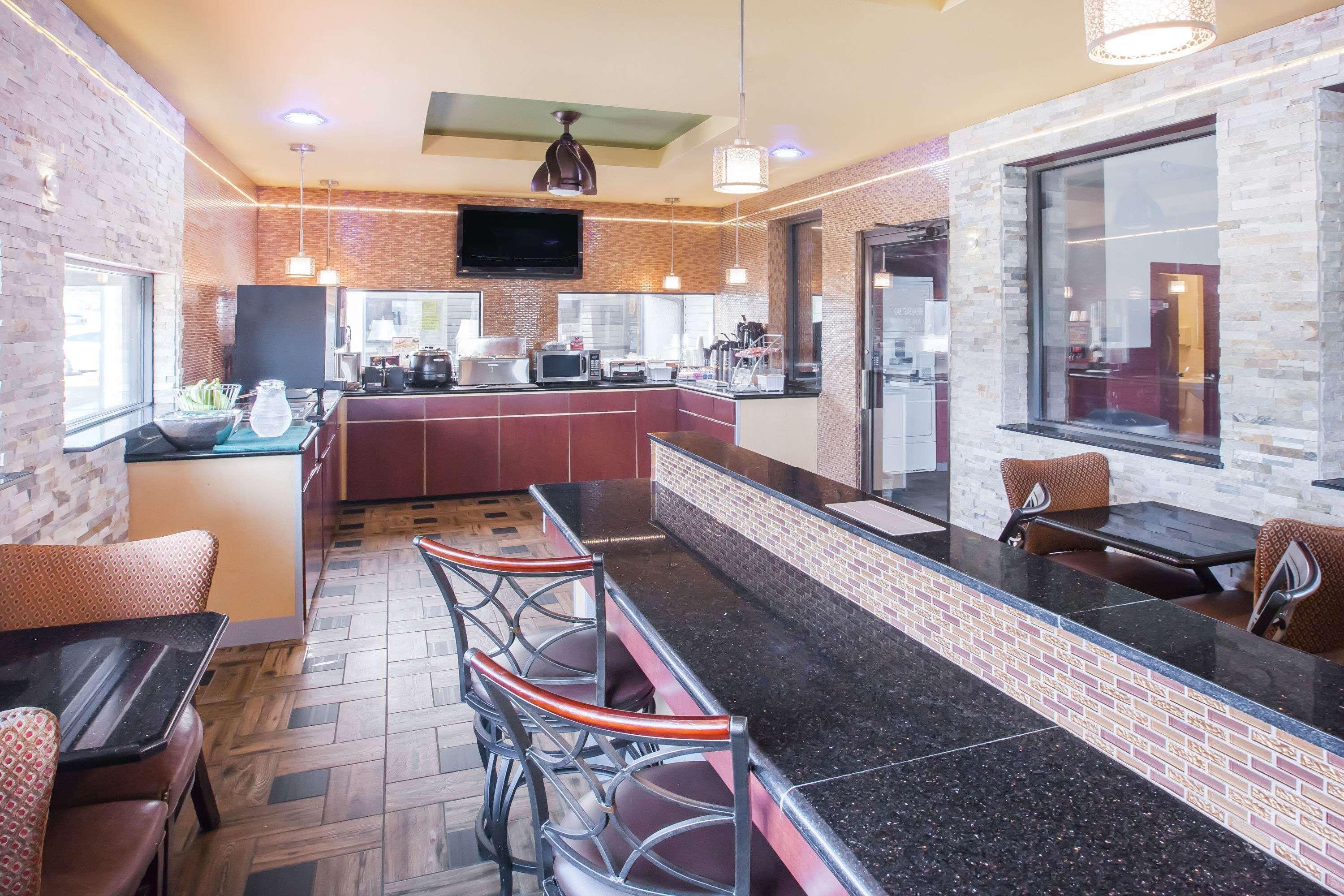 Super 8 By Wyndham Van Buren/Ft. Smith Area Εξωτερικό φωτογραφία